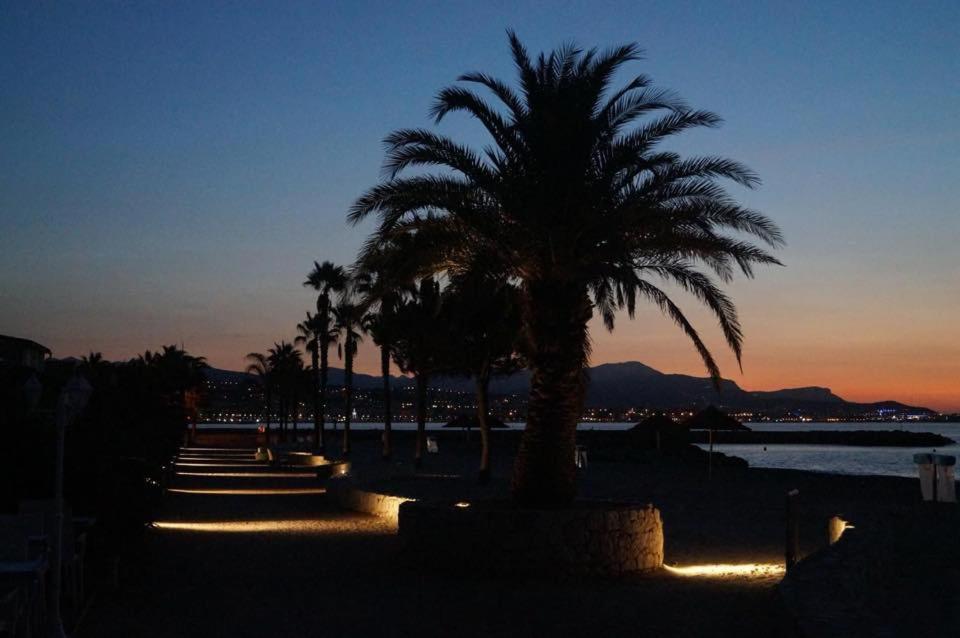 Hotel L'Etape Villeneuve-Loubet Εξωτερικό φωτογραφία